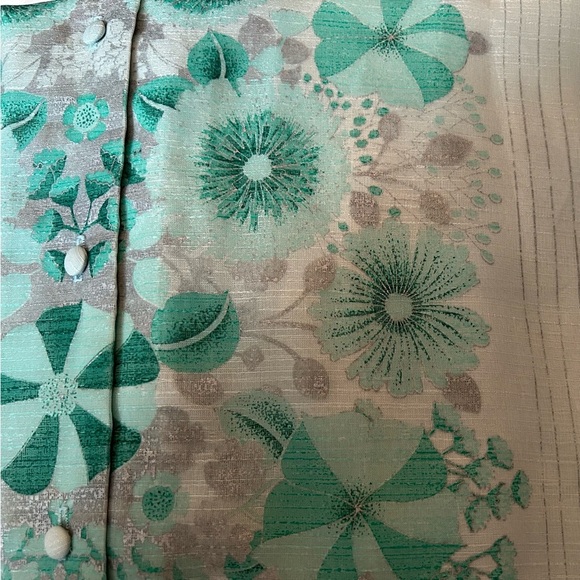 1970s Alfred Shaheen hostess dress with dagger collar. - Picture 11 of 13